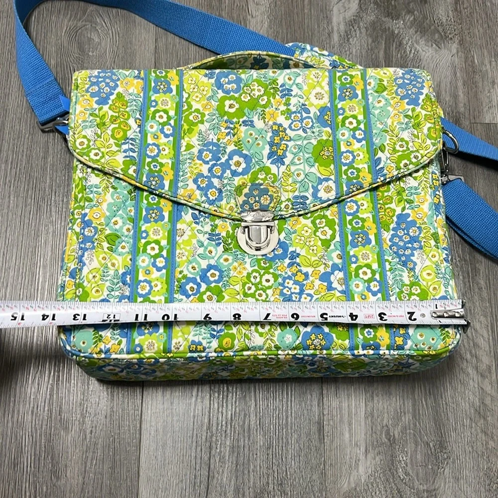 Vera Bradley English Meadow Women’s laptop bag.